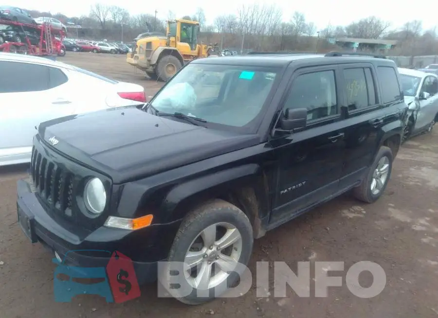 1C4NJRFB4GD668256 Photo# 2