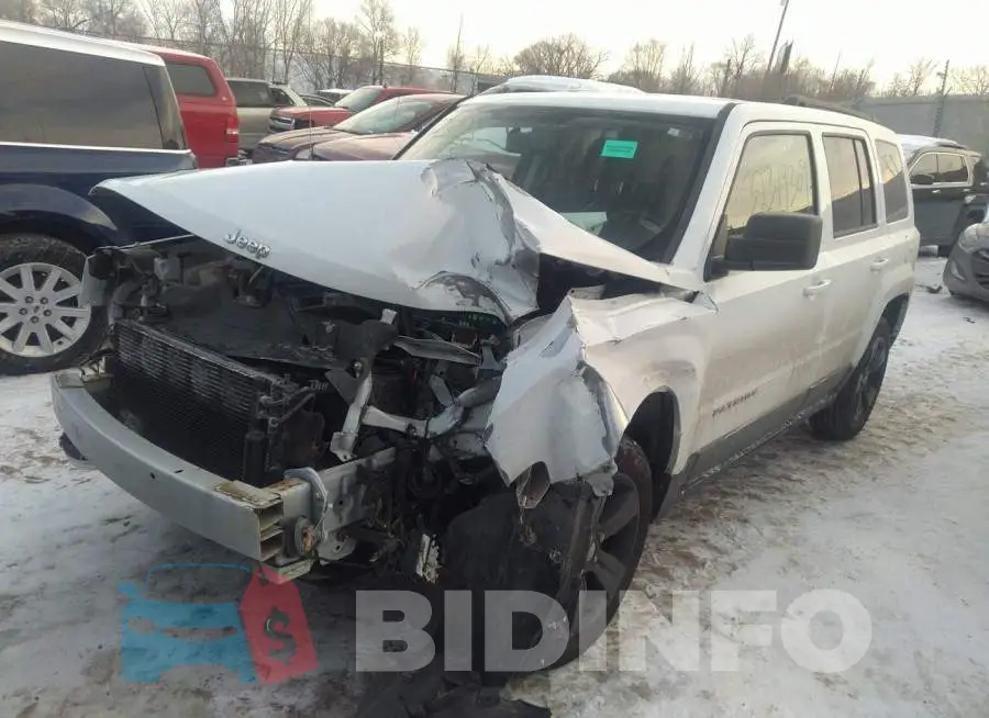 1C4NJPFB0FD120998 Photo# 2