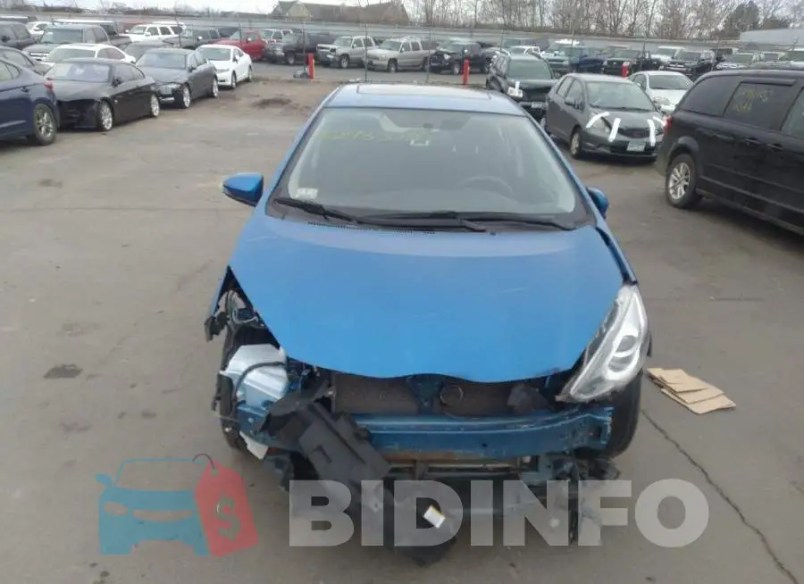 JTDKDTB31F1099372 Photo# 6