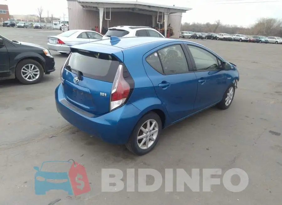 JTDKDTB31F1099372 Photo# 4