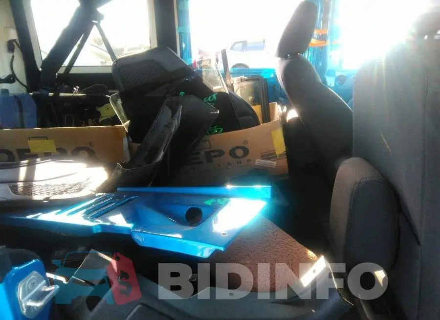 1C4HJWDGXGL147624 Photo# 8