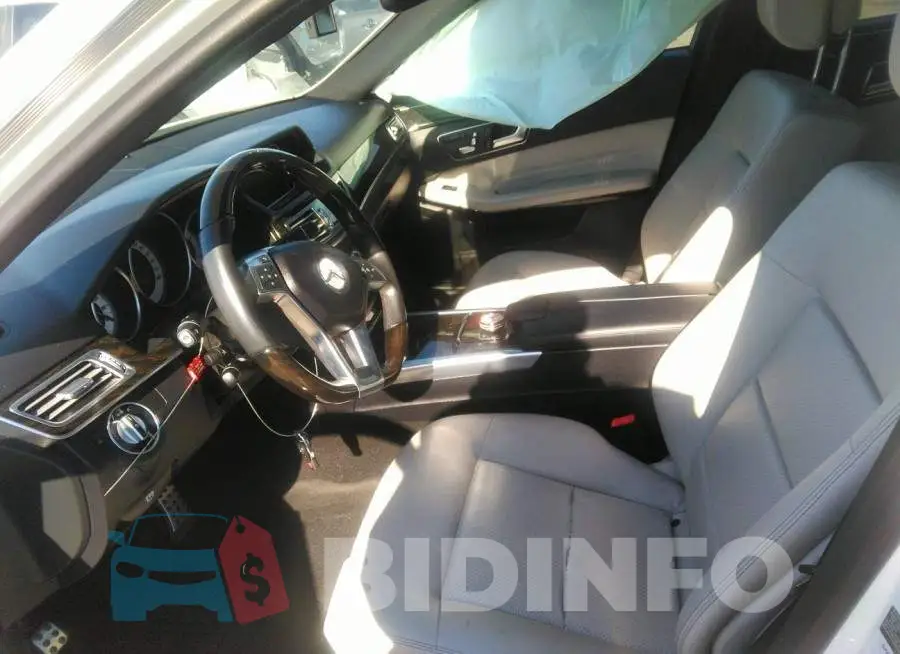 WDDHF5KBXGB188513 Photo# 5