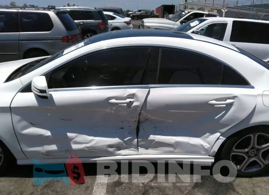 WDDSJ4EB2JN690352 Photo# 6
