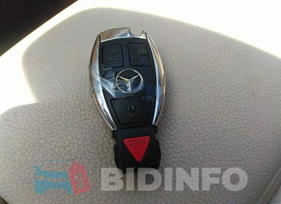 WDDSJ4EB2JN690352 Photo# 11