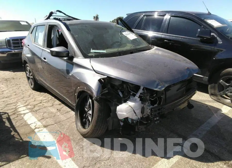 3N1CP5CU5KL511426 Photo# 1