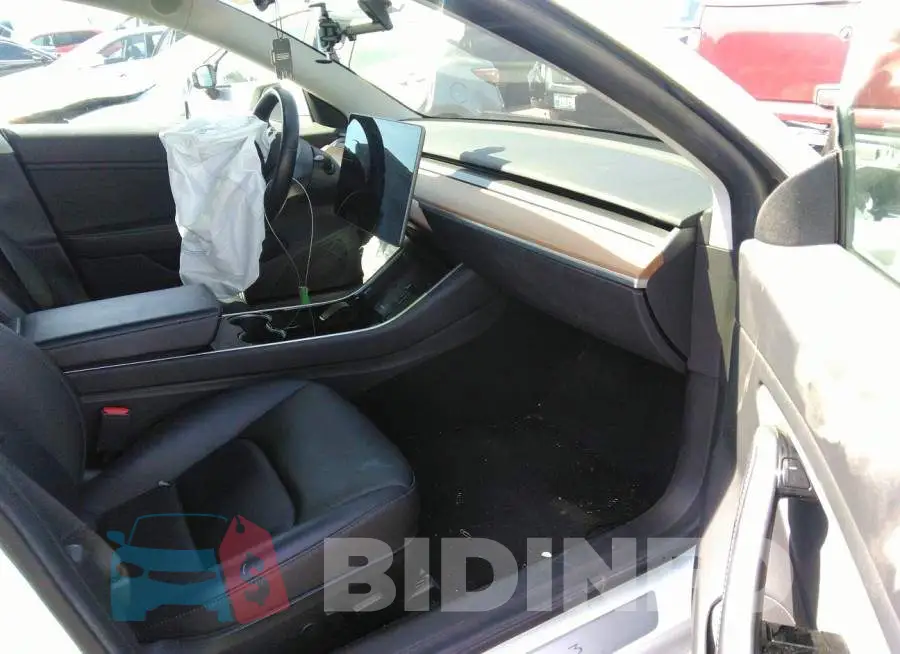 5YJ3E1EB6KF393215 Photo# 5