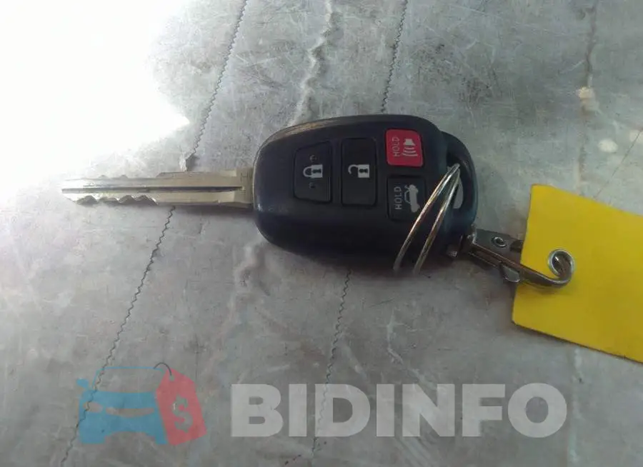 2T1BURHE6FC408793 Photo# 11