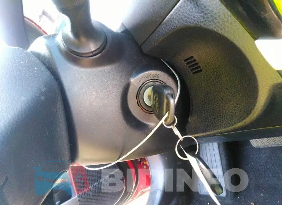 2T1BURHE9FC467031 Photo# 11
