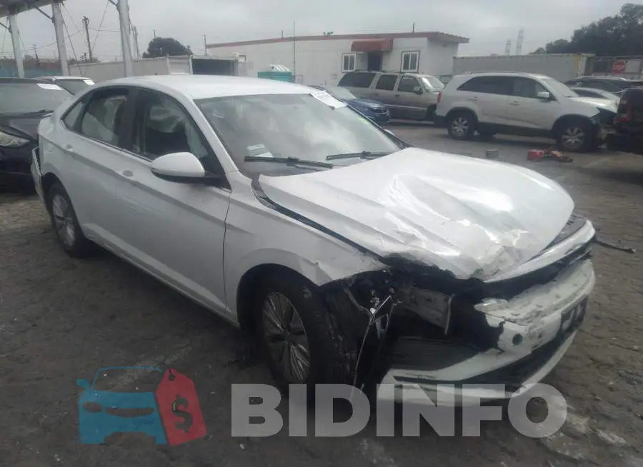 3VWCB7BU1LM024631 Photo# 1