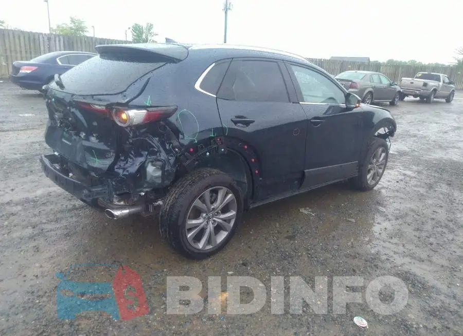 3MVDMBDLXMM311751 Photo# 4