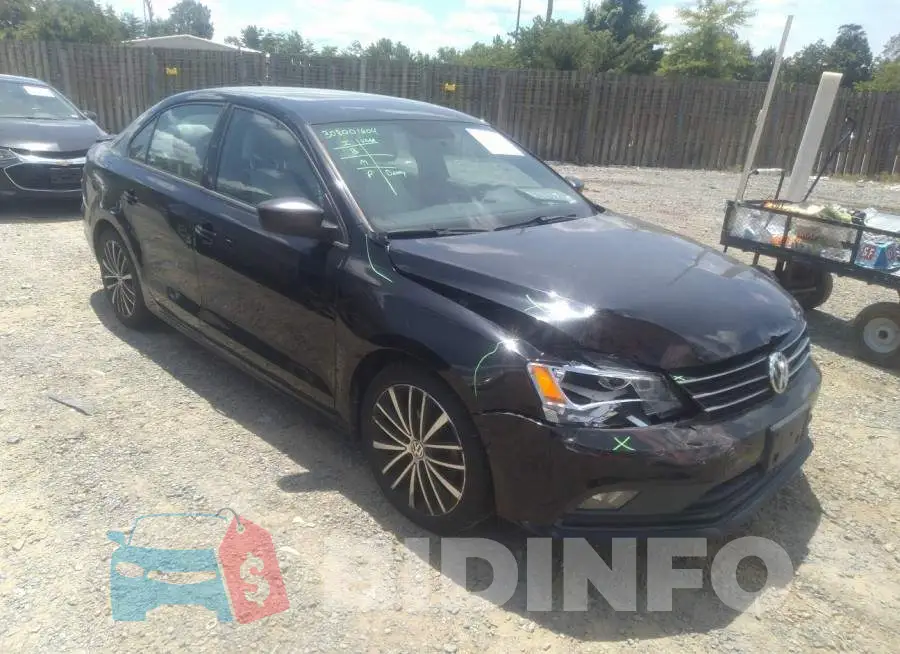 3VWD17AJ7GM287713 Photo# 1