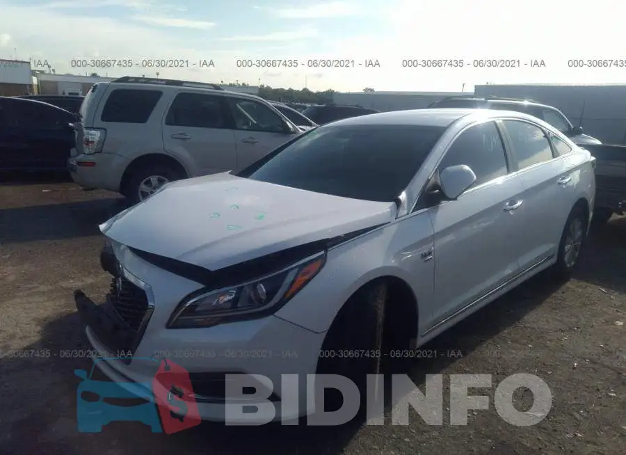 KMHE24L18HA058340 Photo# 2