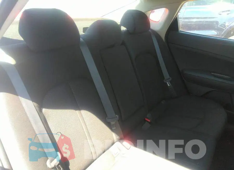 5XXGT4L30JG217972 Photo# 8