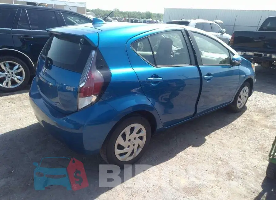 JTDKDTB37F1099246 Photo# 4