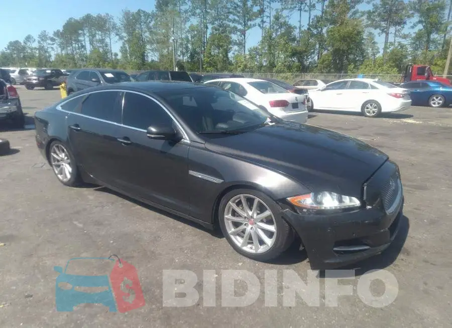 SAJWA1CZ9F8V82523 Photo# 1