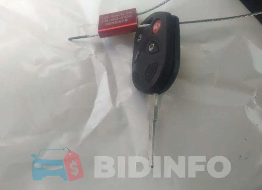 1FADP3K2XHL346151 Photo# 11