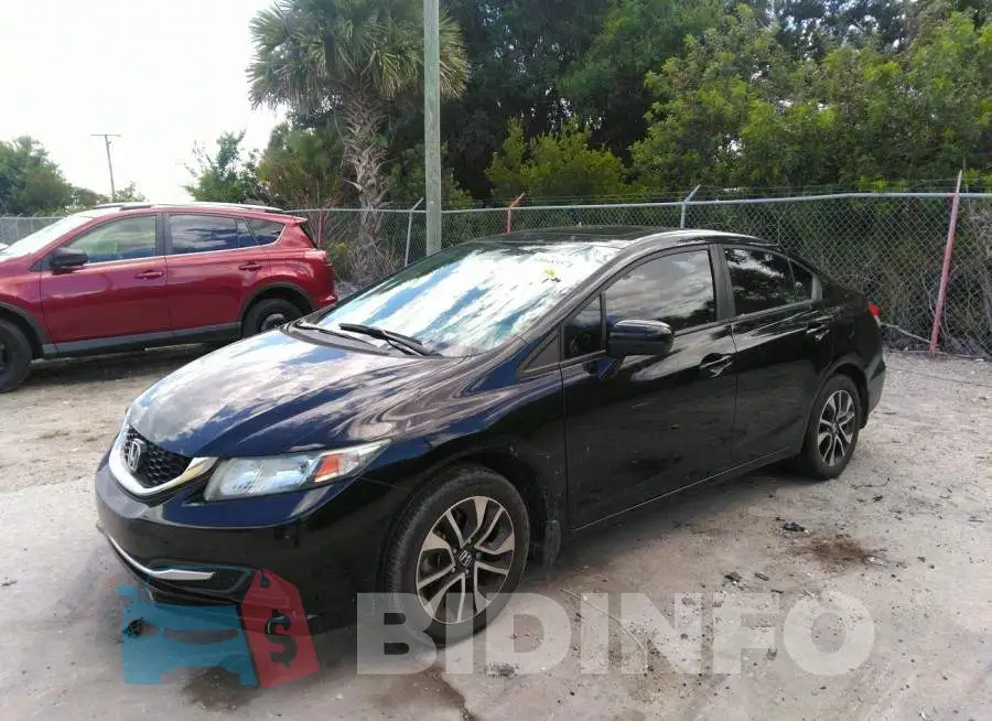 19XFB2F86FE012473 Photo# 2