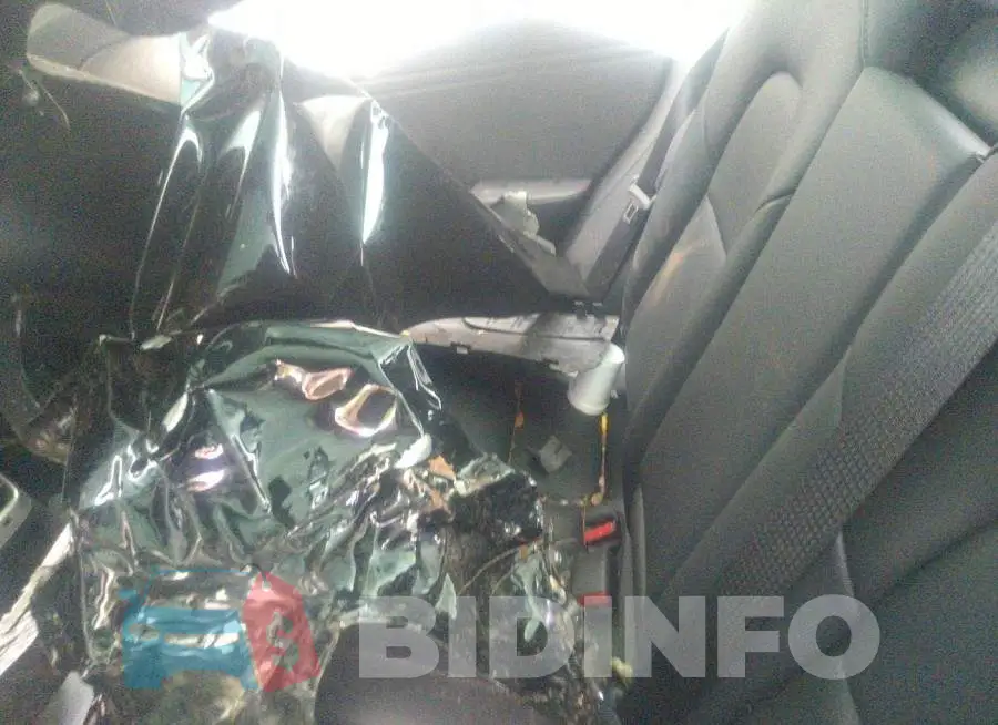 5YJ3E1EB6JF170817 Photo# 8