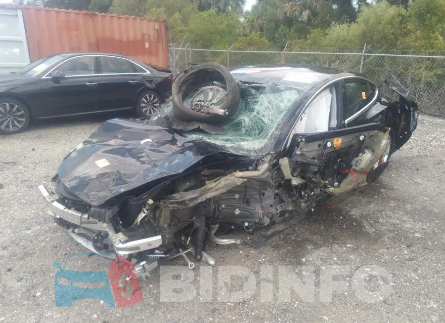 5YJ3E1EB6JF170817 Photo# 2