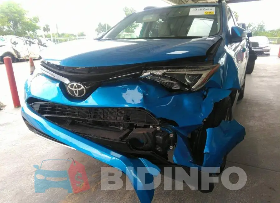 JTMWFREV5HJ115989 Photo# 6