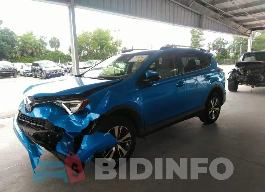 JTMWFREV5HJ115989 Photo# 2
