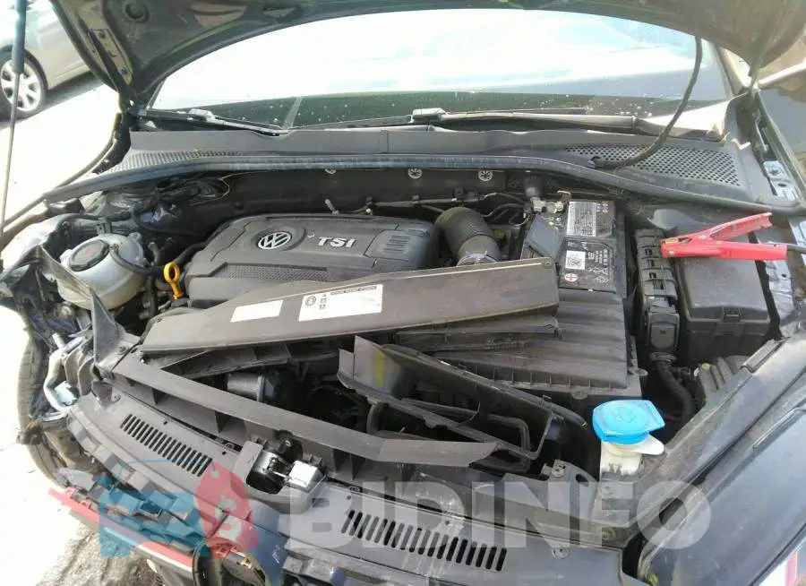 3VW6T7AU3KM008537 Photo# 10