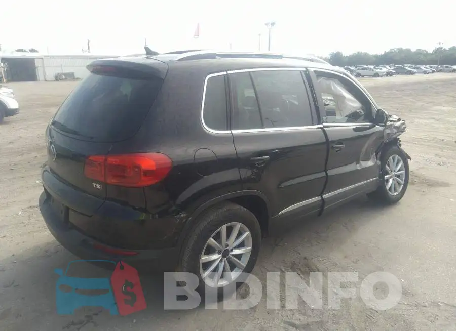WVGRV7AX1HK007337 Photo# 4