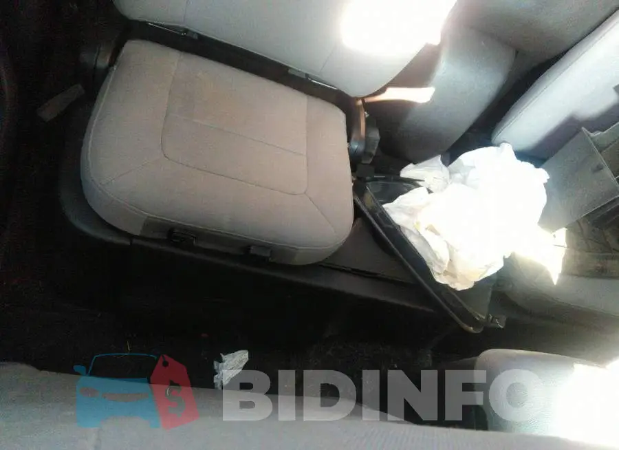1GCHSBEA7J1198601 Photo# 8