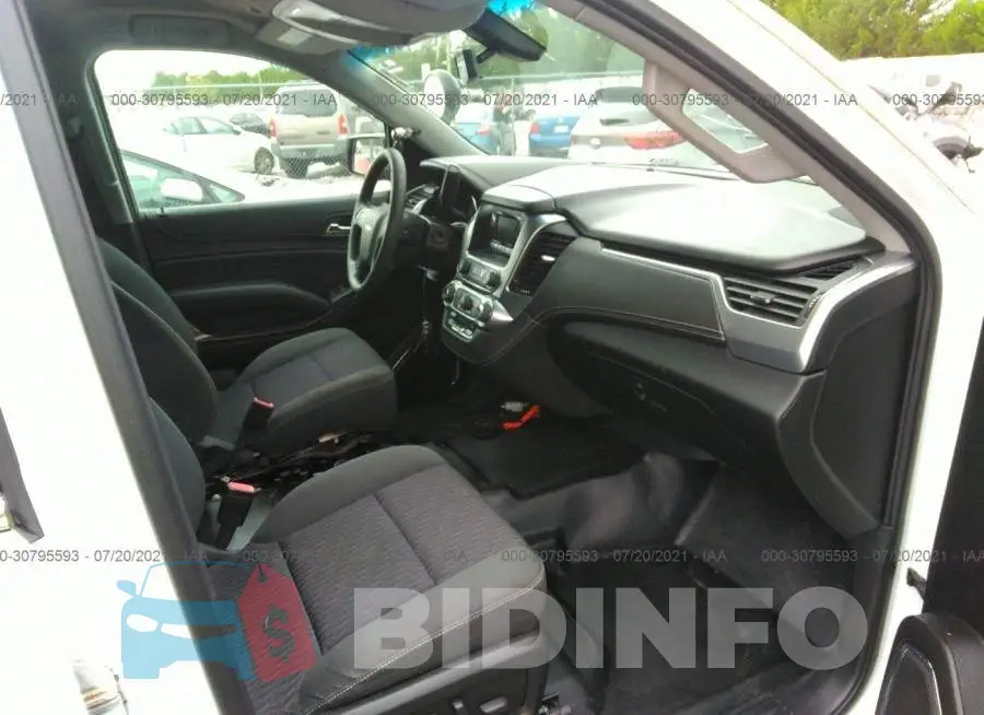 1GNLC2EC9FR675716 Photo# 5