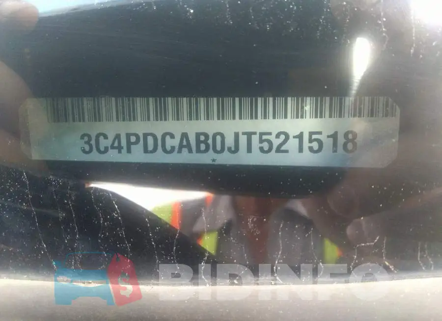 3C4PDCAB0JT521518 Photo# 9