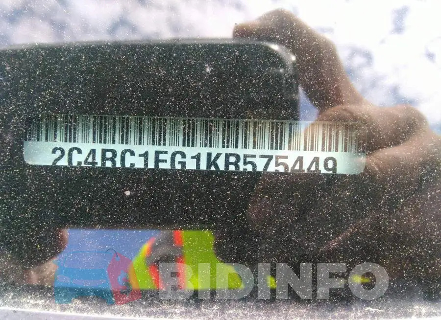 2C4RC1FG1KR575449 Photo# 9