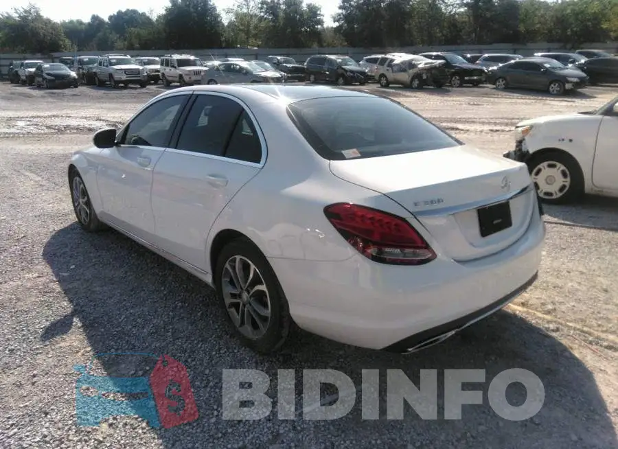 55SWF4JB7GU155459 Photo# 3