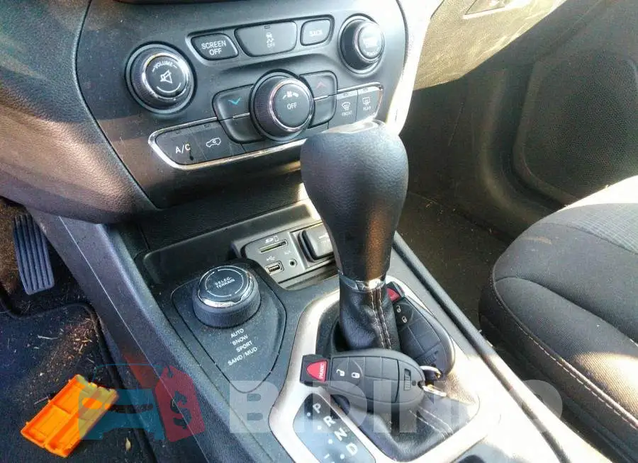 1C4PJMCB1HW543589 Photo# 11