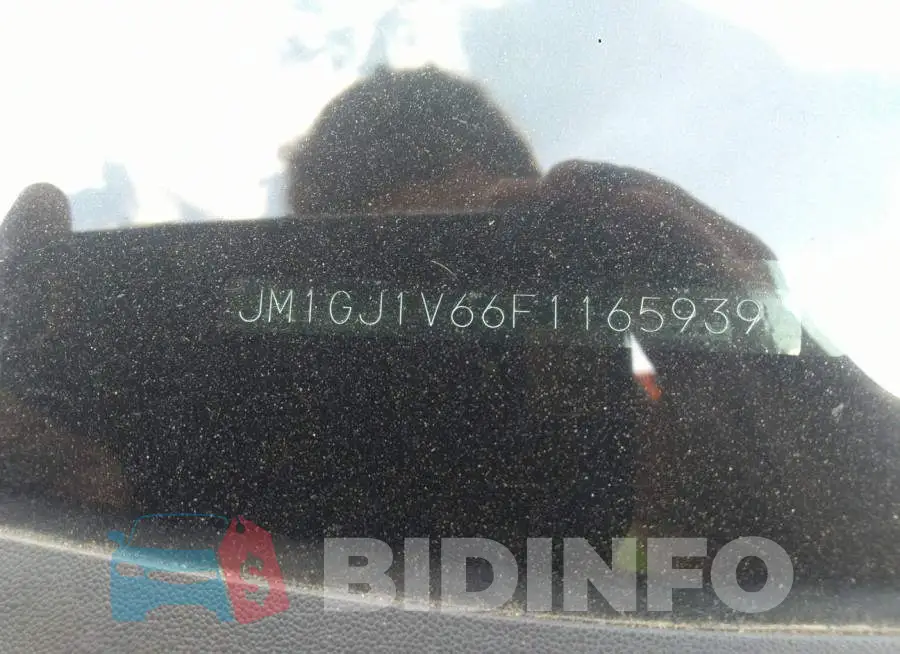 JM1GJ1V66F1165939 Photo# 9