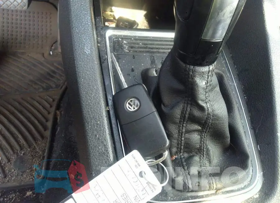 3VW2B7AJ4HM316686 Photo# 11