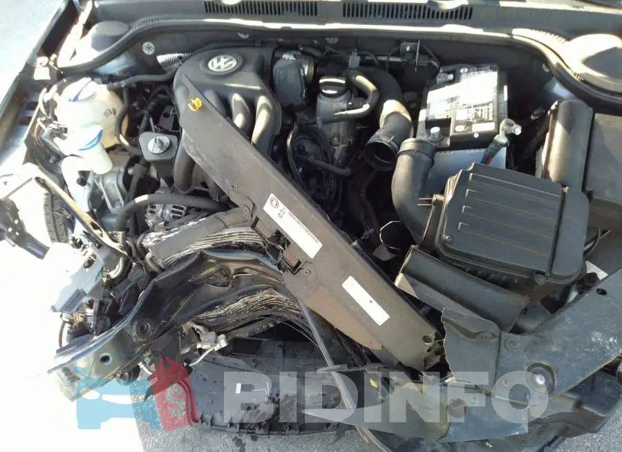 3VW2K7AJ2FM292580 Photo# 10
