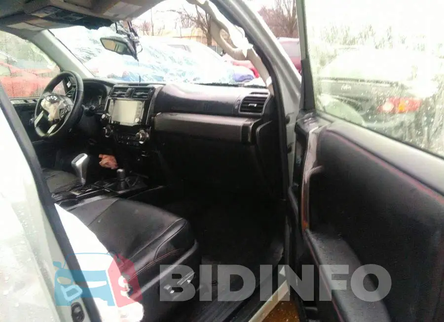 JTELU5JR7M5914116 Photo# 5
