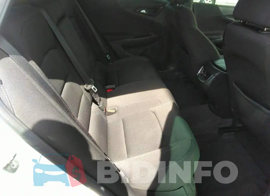 1G1ZD5ST2JF216973 Photo# 8