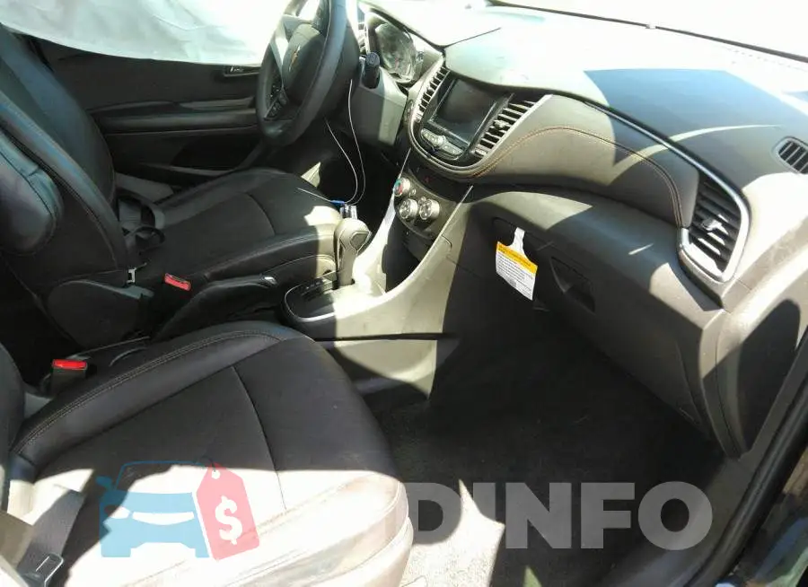 KL7CJLSB5MB328399 Photo# 5