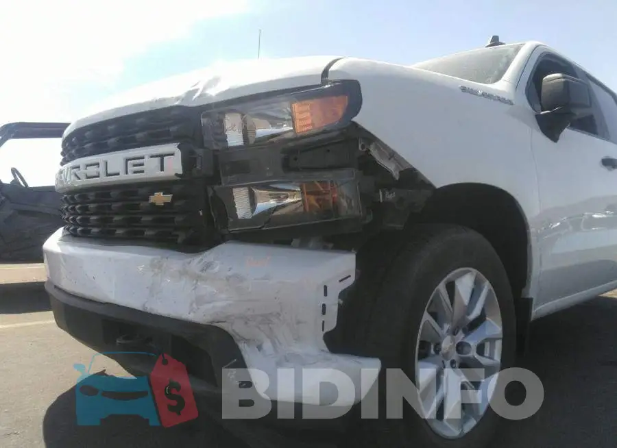 1GCPWBEF6LZ150975 Photo# 6