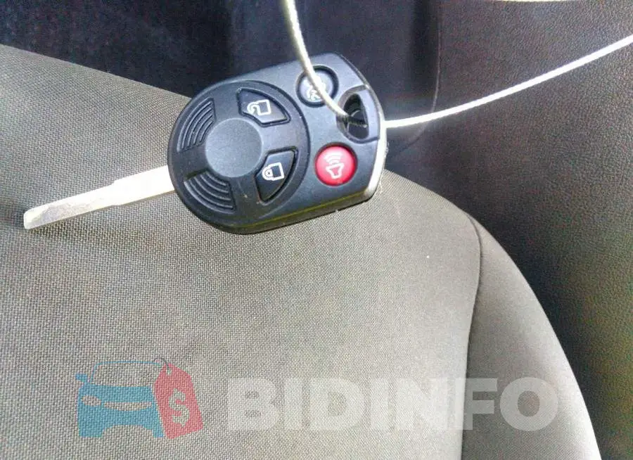 1FADP3M22JL224581 Photo# 11