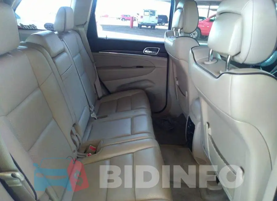 1C4RJFCM9FC754558 Photo# 8