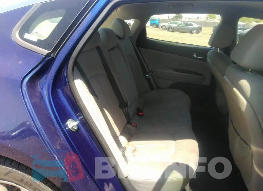 5XXGT4L34JG193711 Photo# 8