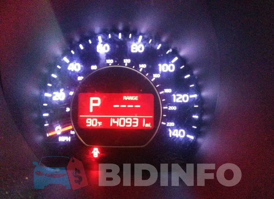 KNDJN2A26G7279067 Photo# 7