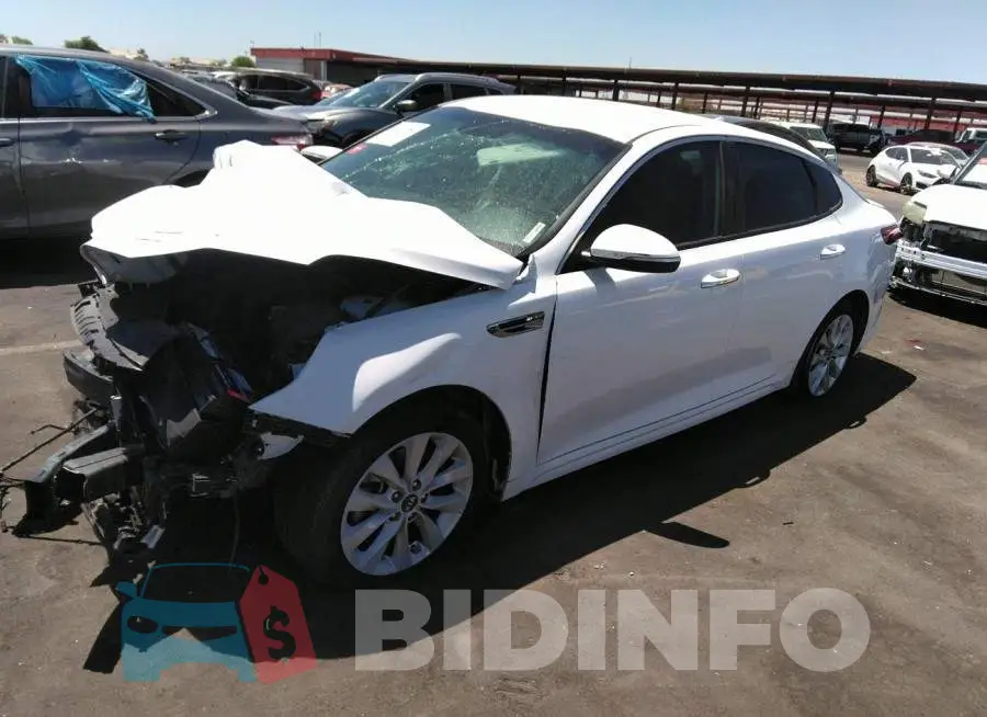 5XXGT4L32JG205905 Photo# 2