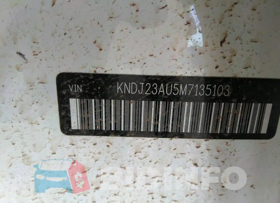 KNDJ23AU5M7135103 Photo# 9