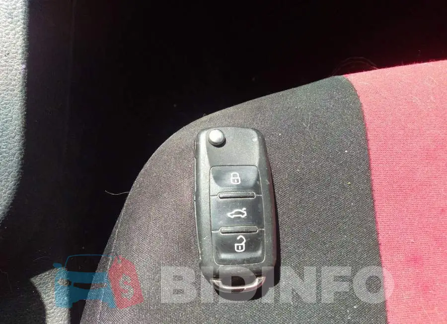3VW1K7AJ9FM427372 Photo# 11