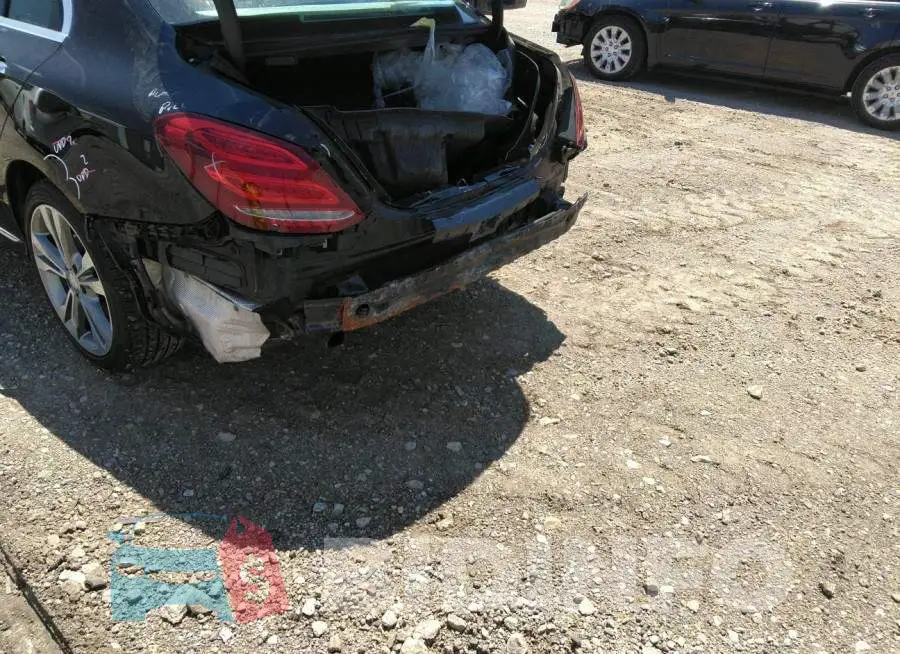 55SWF4KB3GU178395 Photo# 6