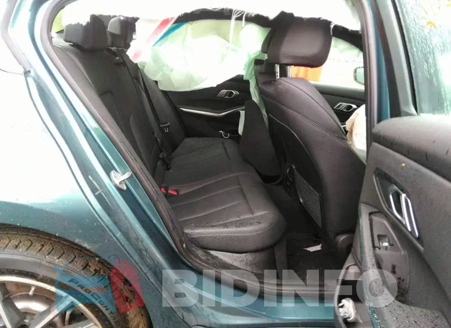 3MW5R7J05M8C15384 Photo# 8
