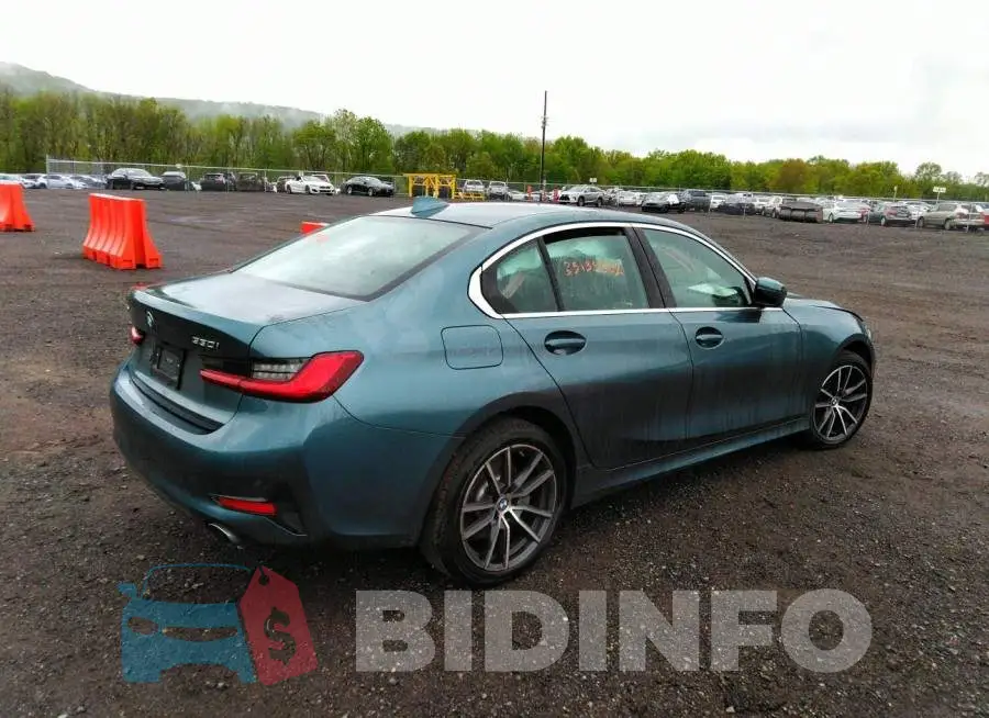 3MW5R7J05M8C15384 Photo# 4